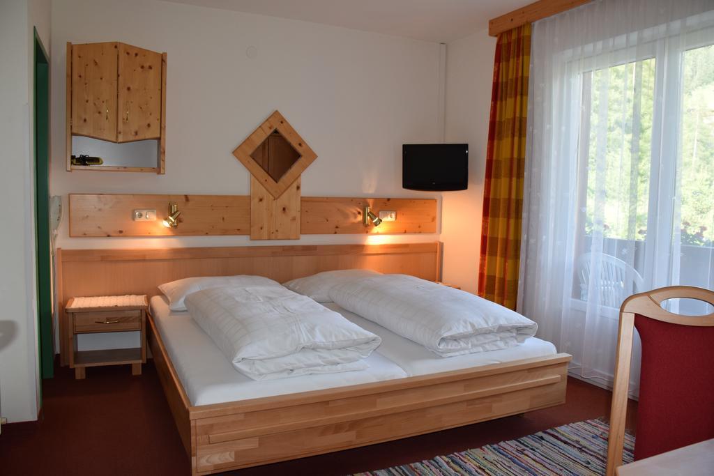 Pension Appartement Ambrosi Heiligenblut Esterno foto